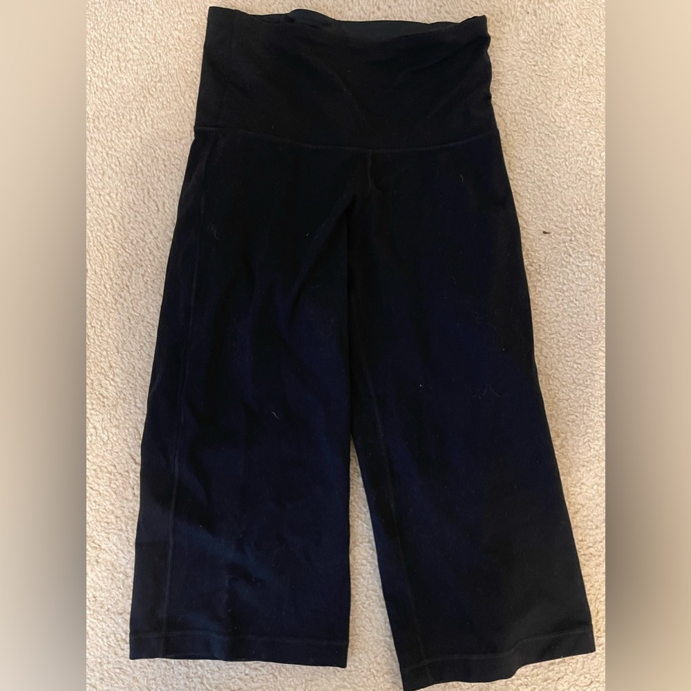 Lululemon Small Black Capri Legging Yoga Pants Wide Leg